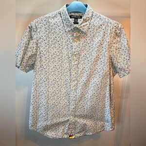 Michael Kors white floral bottom up short sleeve shirt. Size L